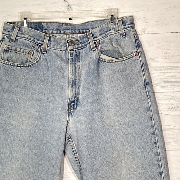 Vintage Levis 550 Relaxed Fit Tapered Leg Jeans - Picture 3 of 8